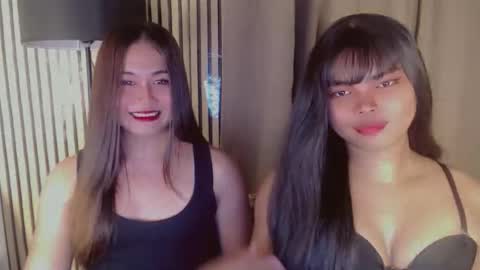 Snapshot of heavenlysexkendal chatting on 12-20-25, 12:29 KENDAL online show from 12-20-25, 12:29