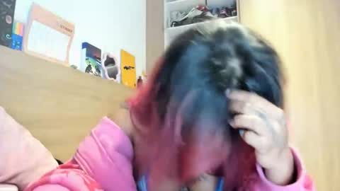 Heaven  online show from 10-22-25, 04:35