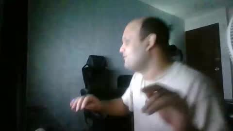 Heavy Rebell online show from 05-14-26, 07:37