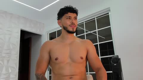 Snapshot of heavy_thor chatting on 01-28-25, 03:25 Thor online show from 01-28-25, 03:25