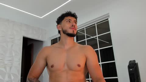 Snapshot of heavy_thor chatting on 02-06-25, 04:42 Thor online show from 02-06-25, 04:42