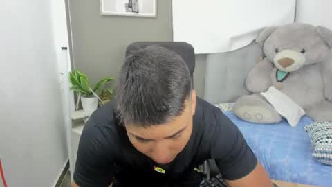  18 online show from 05-29-26, 03:04