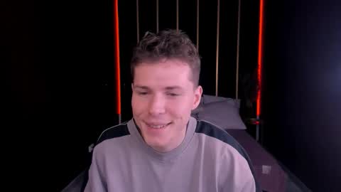 Snapshot of hector_spector chatting on 10-11-25, 11:20 Hector online show from 10-11-25, 11:20