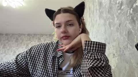 Nessie online show from 05-10-26, 05:56