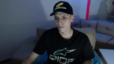 hefesto_69 online show from 03-08-25, 11:18