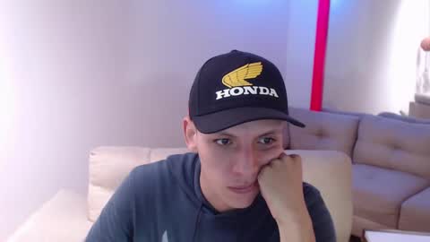 hefesto_69 online show from 03-10-25, 08:23