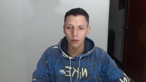 hefesto_69 online show from 11-04-25, 03:49