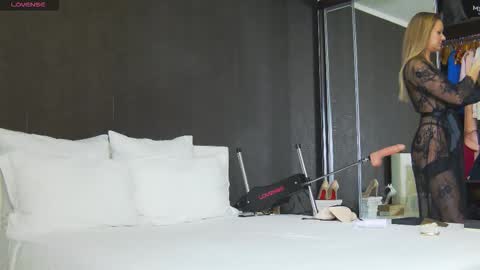 Helen online show from 01-14-26, 08:14