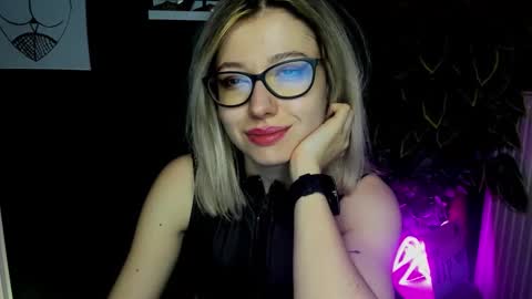 Heidi online show from 02-11-25, 01:51