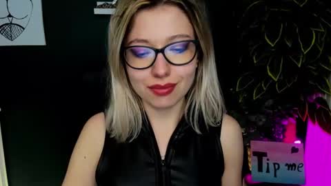 Heidi online show from 02-18-25, 12:28