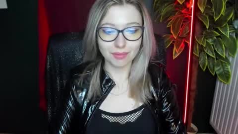 Snapshot of heidi_pleasure chatting on 03-13-26, 05:36 Heidi online show from 03-13-26, 05:36