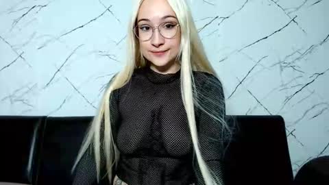 HeidiB0w online show from 11-03-25, 07:31