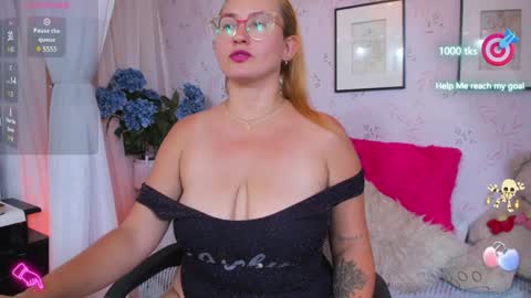 ANTARA REY online show from 12-20-24, 04:25