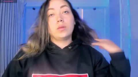 Heidy online show from 02-04-26, 03:23