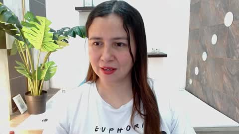 Heidy online show from 05-26-26, 01:29