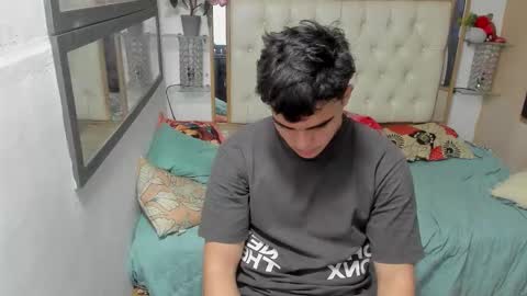 heiker_ online show from 11-09-25, 01:48