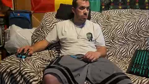 Snapshot of heisherrmann chatting on 06-11-26, 10:57 xxScubaStevexx online show from 06-11-26, 10:57