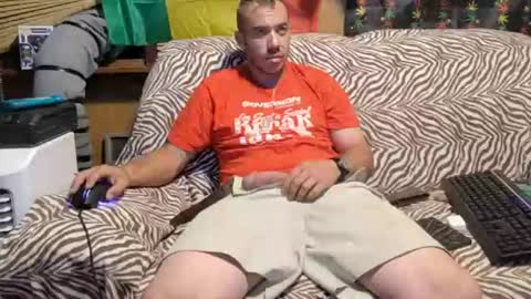 Snapshot of heisherrmann chatting on 07-12-26, 02:24 xxScubaStevexx online show from 07-12-26, 02:24