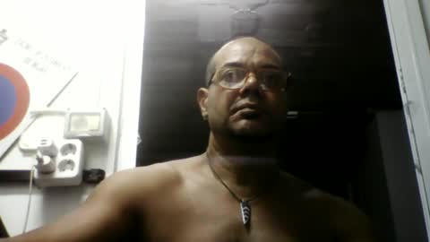 Snapshot of heistt chatting on 06-26-26, 12:04 Heist Stein online show from 06-26-26, 12:04