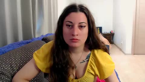 Snapshot of helen_adams_ chatting on 05-14-26, 06:31 helen_adams_ online show from 05-14-26, 06:31