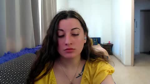 Snapshot of helen_adams_ chatting on 05-20-26, 06:19 helen_adams_ online show from 05-20-26, 06:19