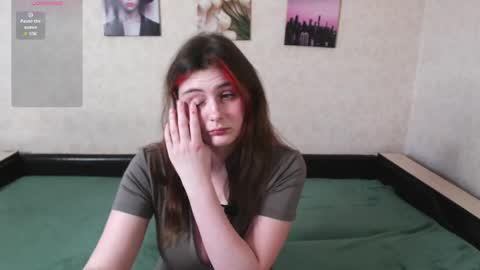  MY NAME IS HELEN WELCOME TO MY ROOM online show from 06-07-26, 05:44