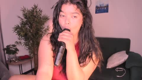 Snapshot of helen_miller chatting on 12-30-24, 02:31 helen_miller online show from 12-30-24, 02:31