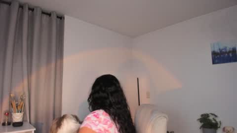 Snapshot of helen_miller chatting on 02-08-25, 01:32 helen_miller online show from 02-08-25, 01:32