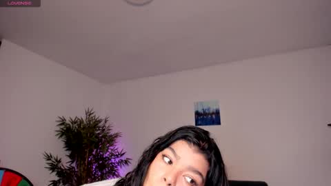 Snapshot of helen_miller chatting on 09-17-25, 08:16 helen_miller online show from 09-17-25, 08:16