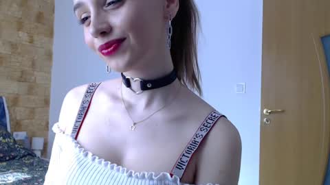 helen_quinn online show from 02-25-25, 09:42