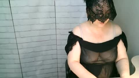 Helen online show from 06-22-26, 04:09