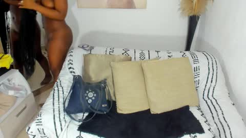 HELENA COPPER online show from 10-05-25, 07:23