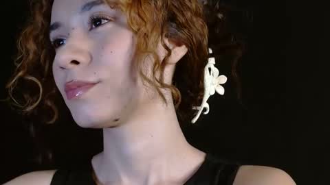  -- EE -- online show from 01-05-26, 09:40