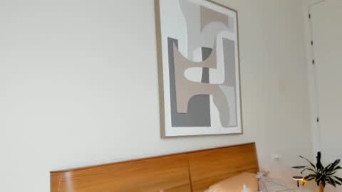 helena_hills online show from 01-18-26, 06:12