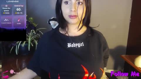 Snapshot of helena_olivet chatting on 03-10-26, 06:35 HELENA online show from 03-10-26, 06:35