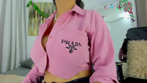 Helena Santos  online show from 01-02-25, 03:29