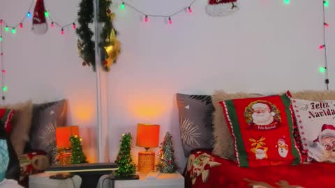 Helena Santos  online show from 12-22-25, 11:07