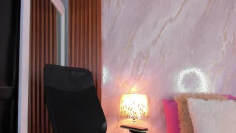 Snapshot of helena_santos01 chatting on 04-08-26, 11:21 Helena Santos online show from 04-08-26, 11:21