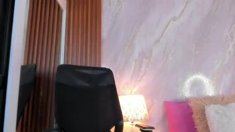 Snapshot of helena_santos01 chatting on 04-20-26, 12:08 Helena Santos online show from 04-20-26, 12:08