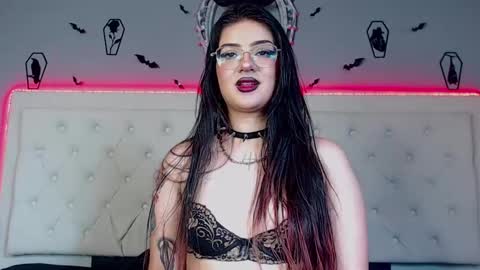 helenamorningstar online show from 02-20-25, 07:45