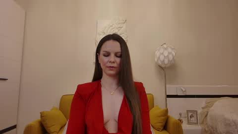 Snapshot of helenbenit chatting on 02-23-26, 07:11 Helen online show from 02-23-26, 07:11