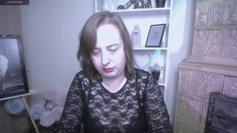 Snapshot of helenbrais chatting on 11-04-25, 08:02 Helen online show from 11-04-25, 08:02