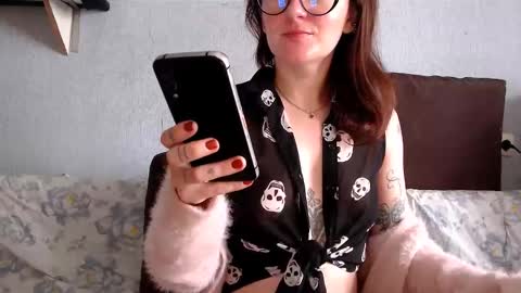 HelenRed online show from 02-18-26, 09:38