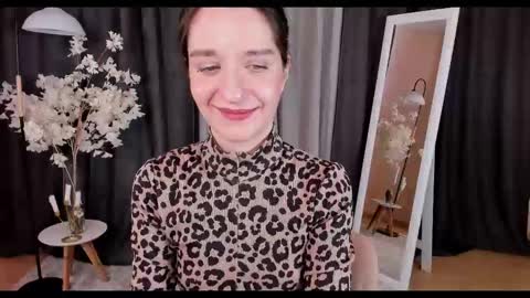 Helen online show from 02-28-25, 02:53