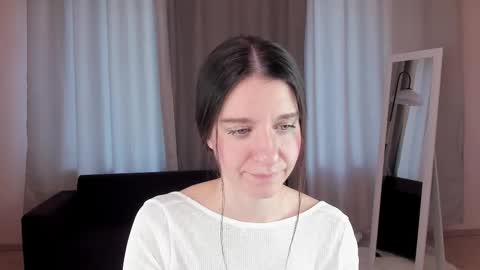 Helen online show from 09-09-25, 02:22