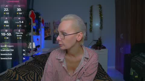 Helga online show from 12-25-24, 07:02