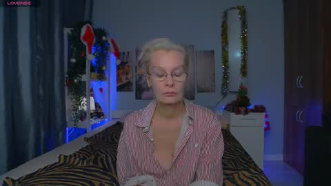 Helga online show from 01-06-25, 02:15