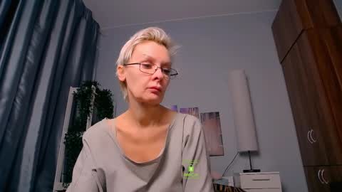 Helga online show from 02-11-25, 04:11