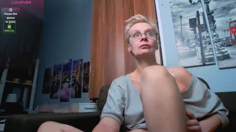 Helga online show from 03-19-26, 04:55