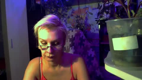 Helga online show from 05-09-26, 10:48